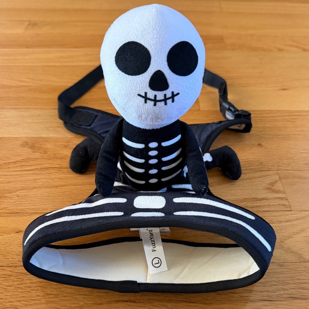 Day of the Dead Skeleton Pet Dog Costume Black and White Size Large Fuzz Yard